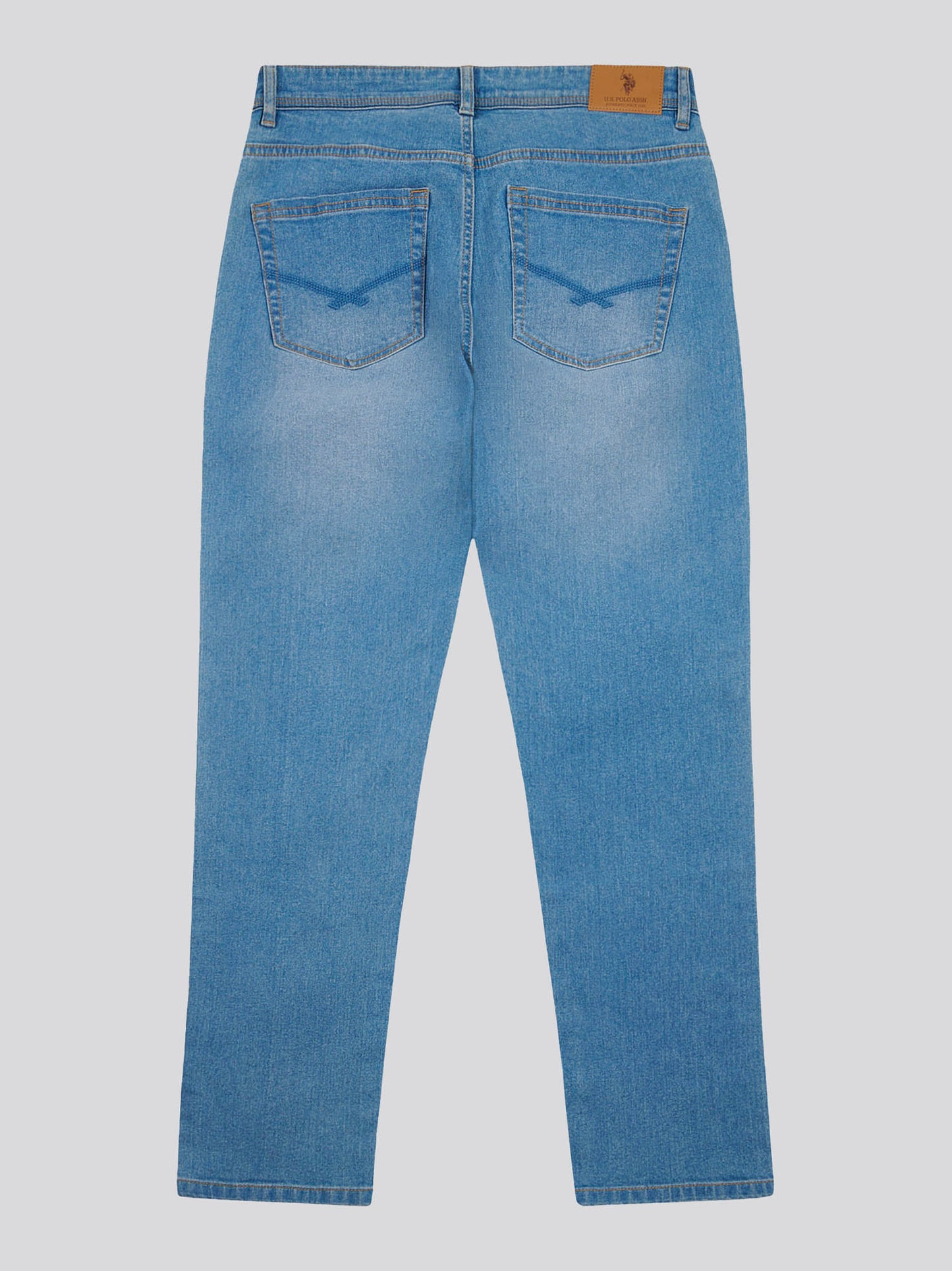 Mens Classic Fit Jean in Mid Wash
