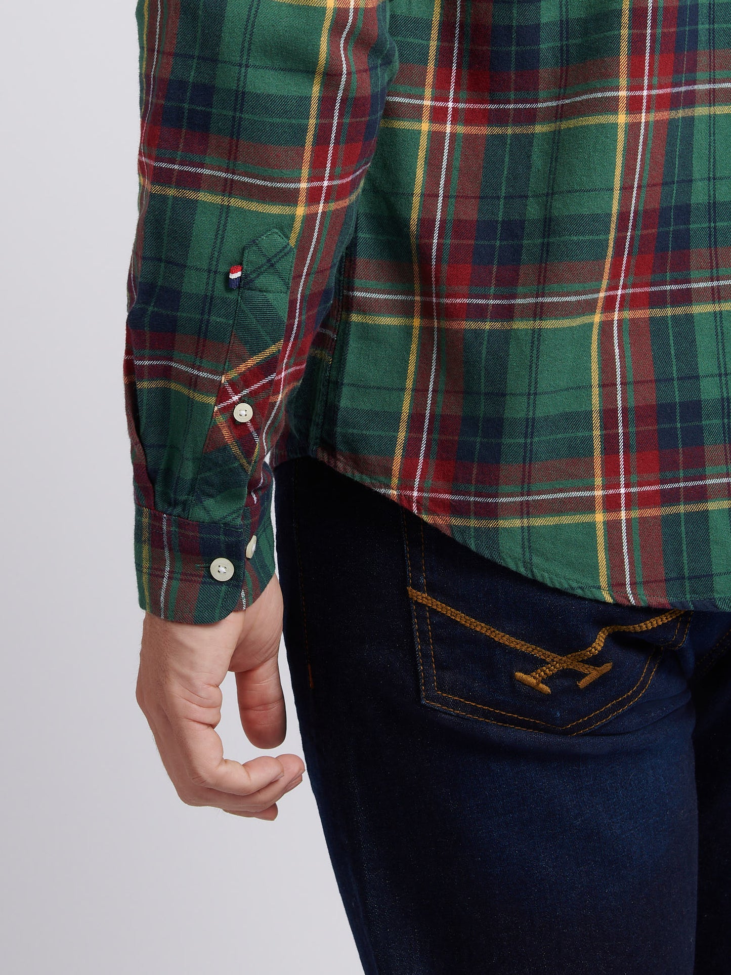 Mens Pocketed Checked Buttondown Shirt in Pineneedle