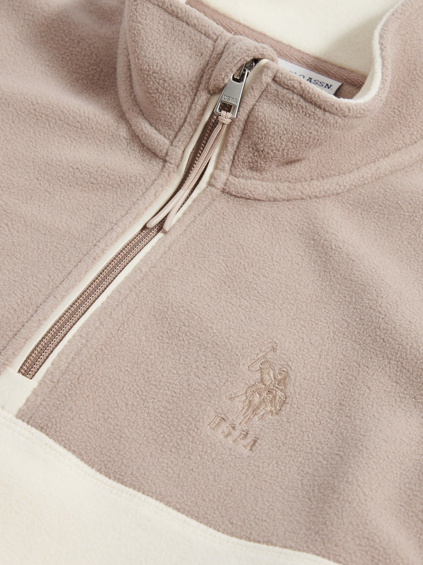 Kolorowy blok mikro -polarowy atmosfera