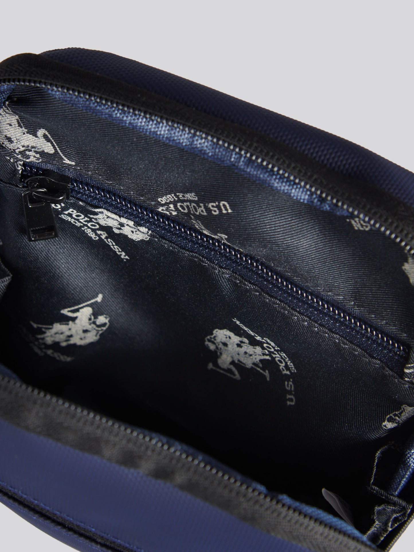 Mens Small Arrowhead Crossbody Bag Navy