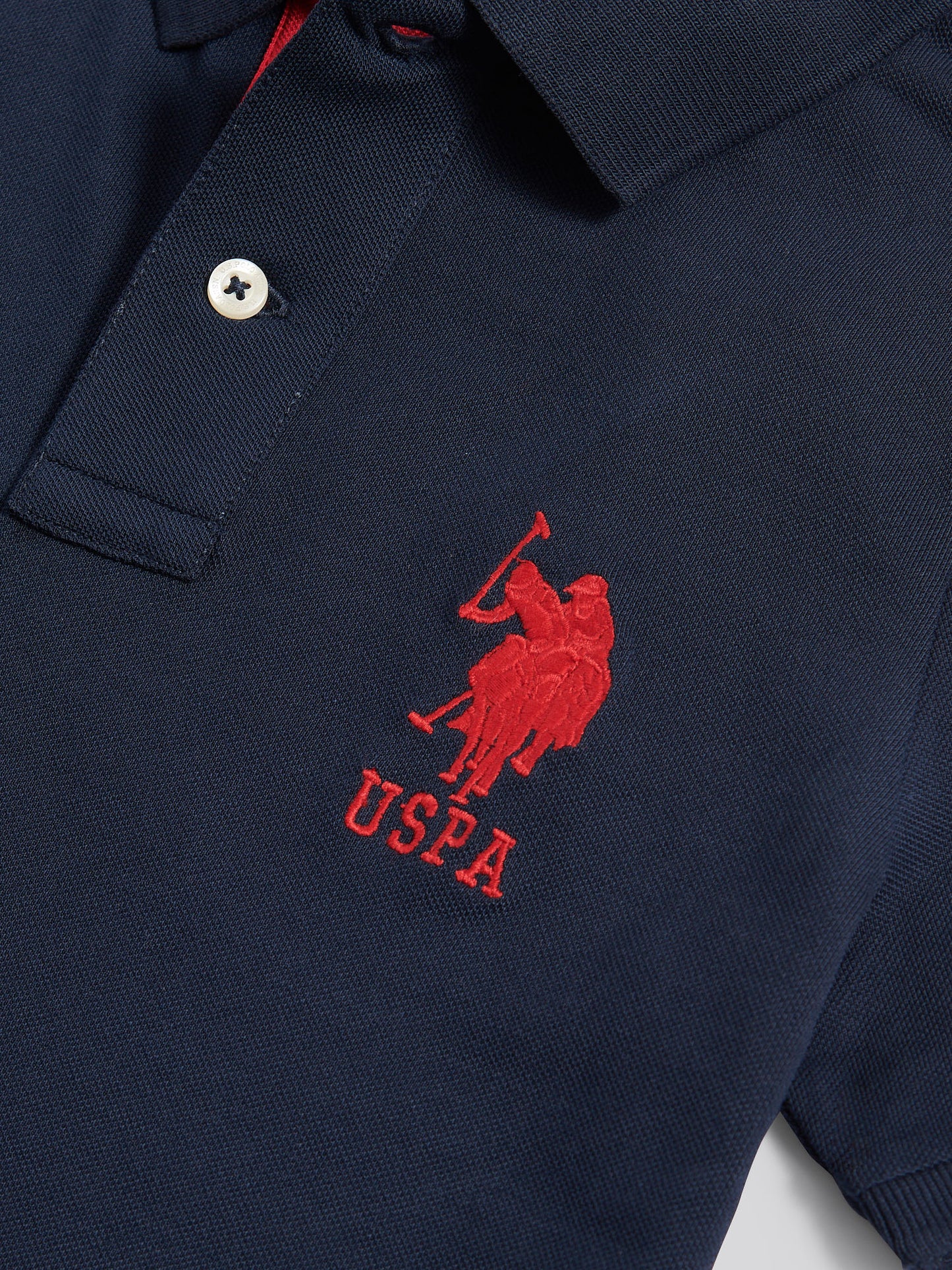 Player 3 Pique Polo Dark Sapphire Navy/Haute Red DHM
