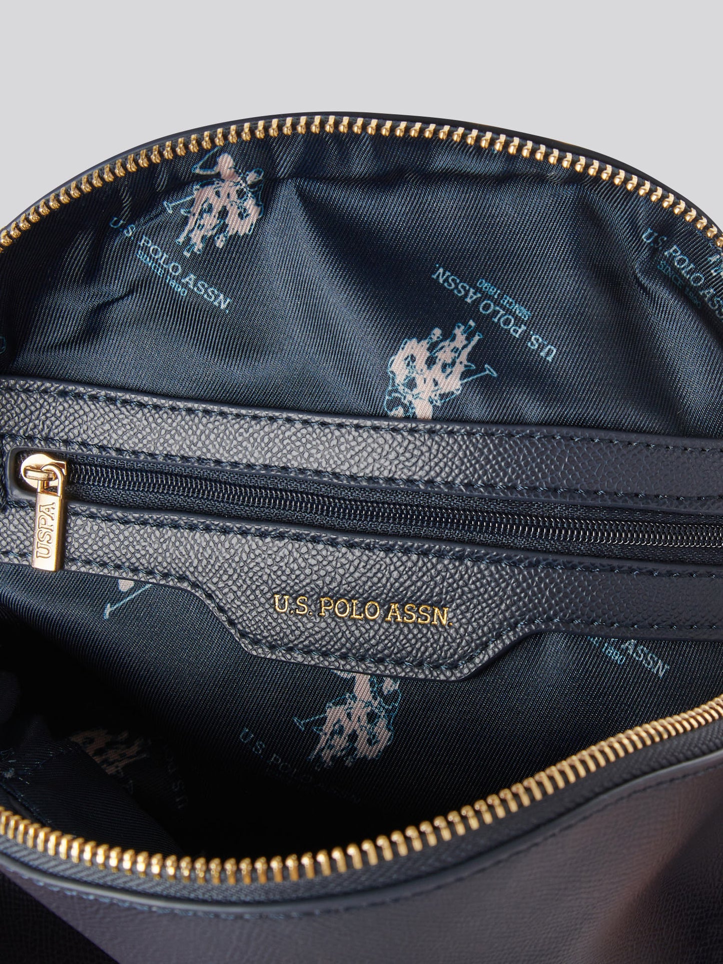 Jones Round Beauty Pu Navy