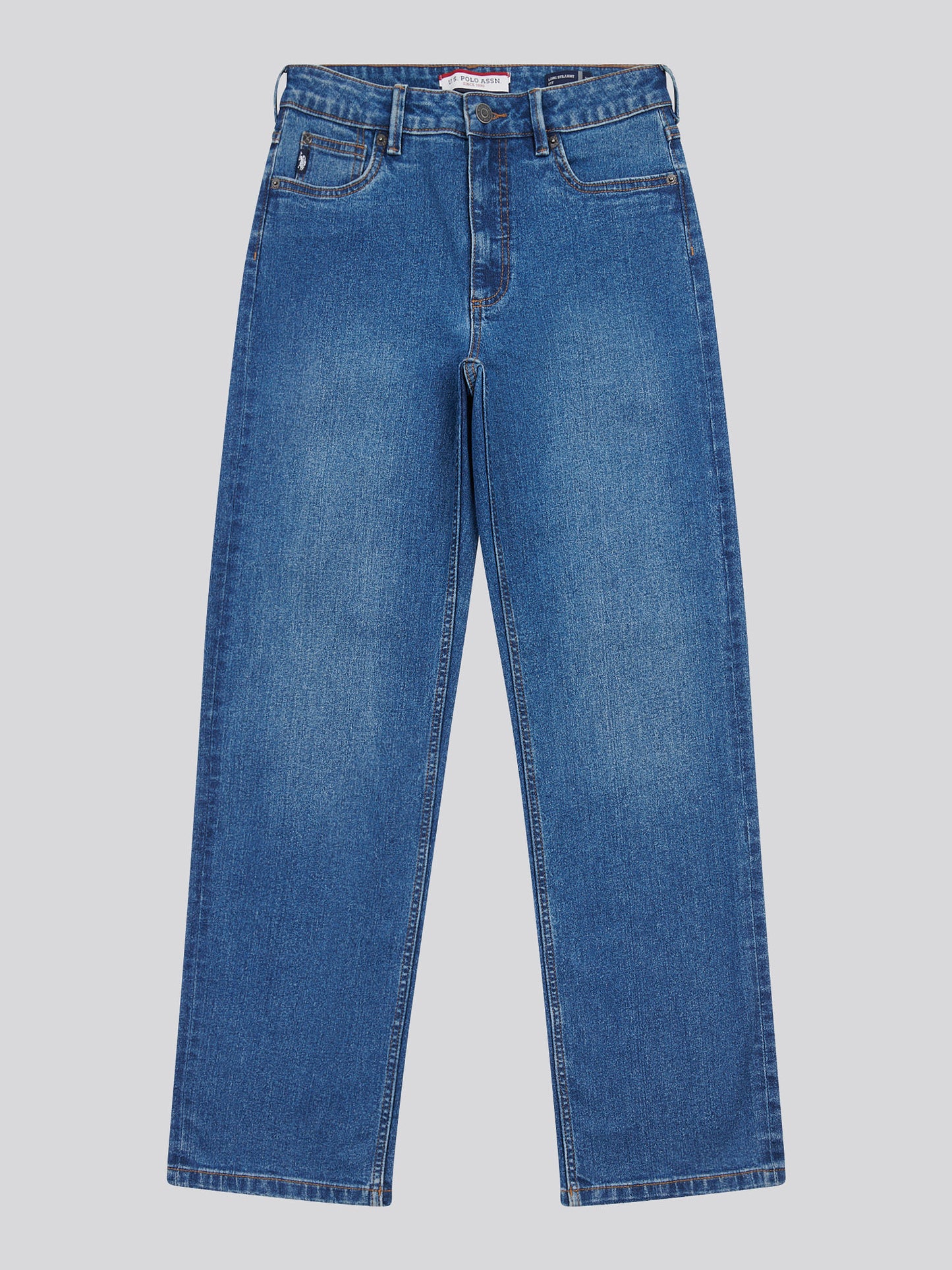 Womens Straight Fit Jean in Mid Wash
