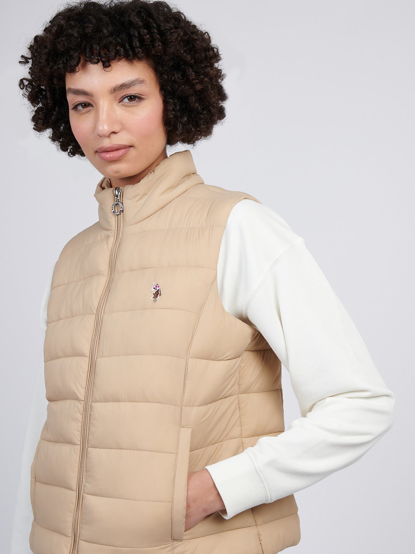 Lekki puffer damski dmucha w sezamie