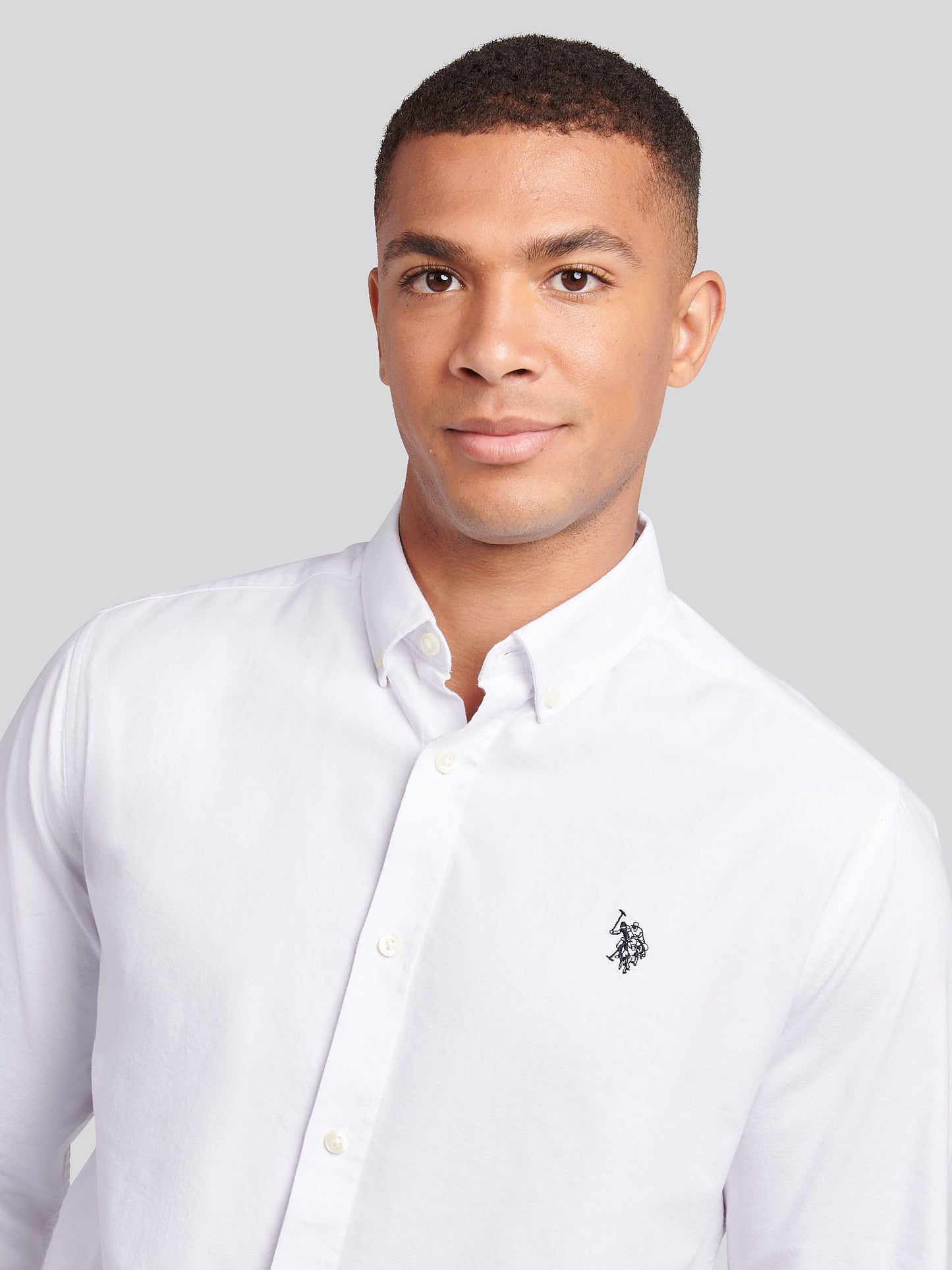 Mens Peached Oxford Shirt  in White / Dark Sapphire Navy DHM
