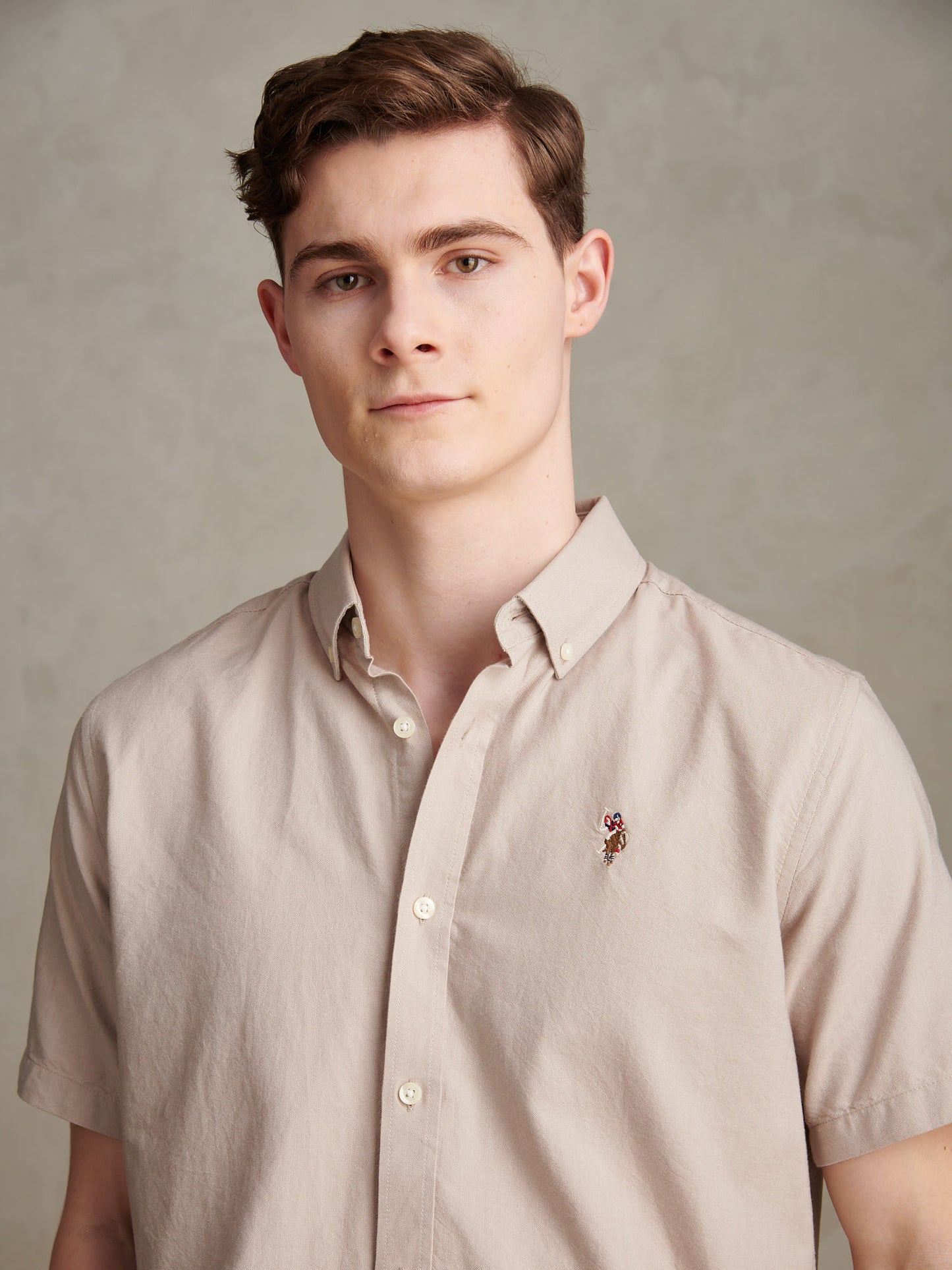 Mens  Short Sleeve Oxford Shirt in String