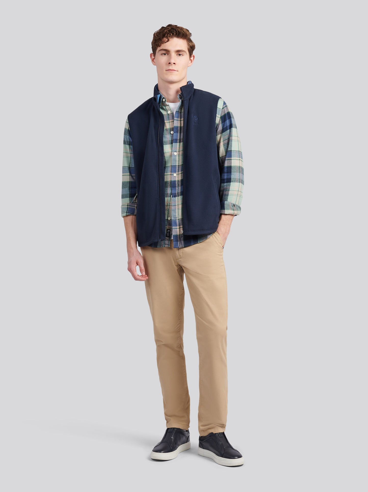 Mens Micro Fleece Gilet in Dark Sapphire Navy / Moonlight Blue DHM