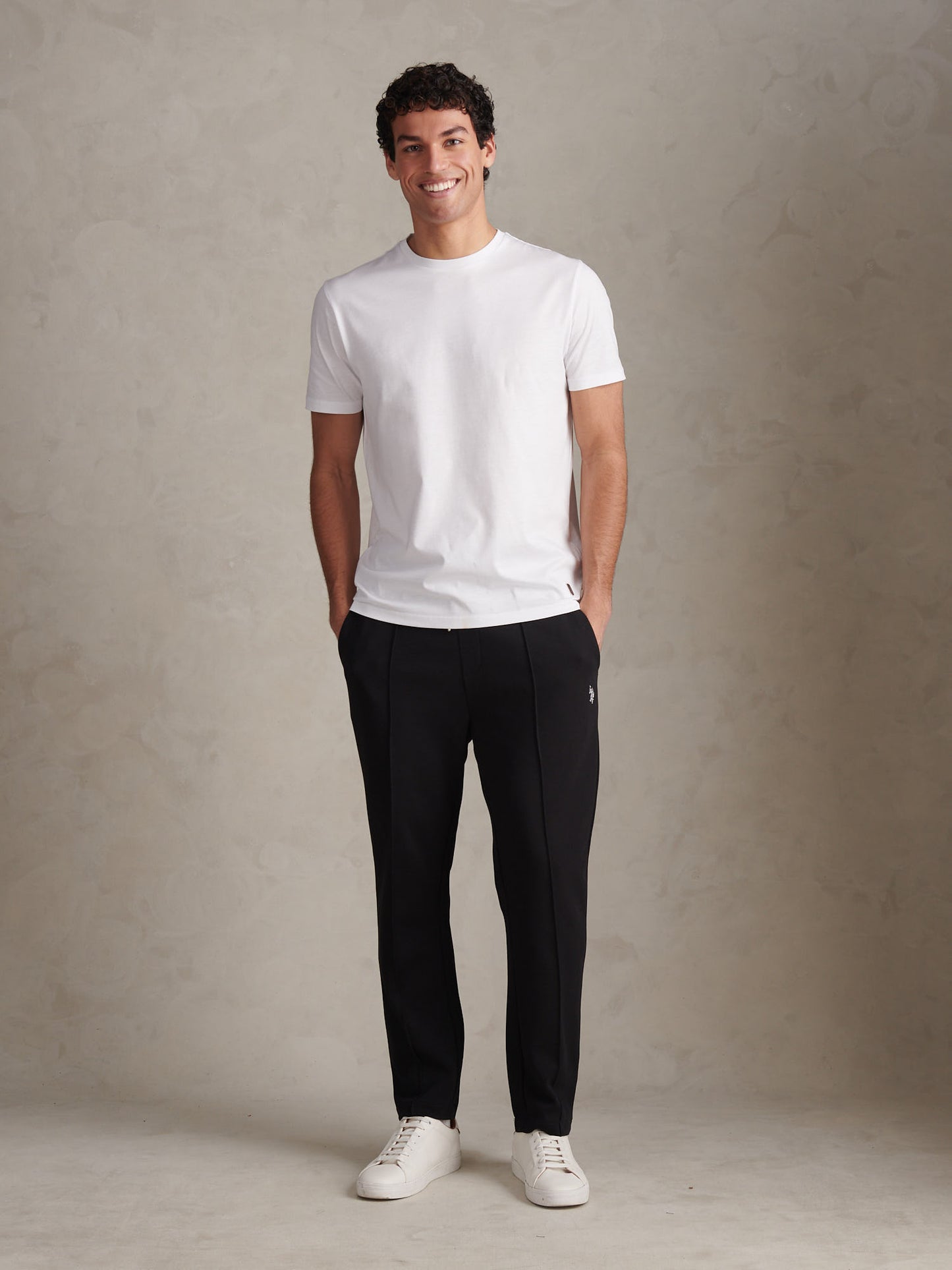 Interlock Pintuck Jogger Black Bright White DHM