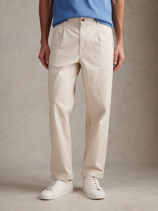 Mens Pleat Front Lightweight Chino Trousers Beige