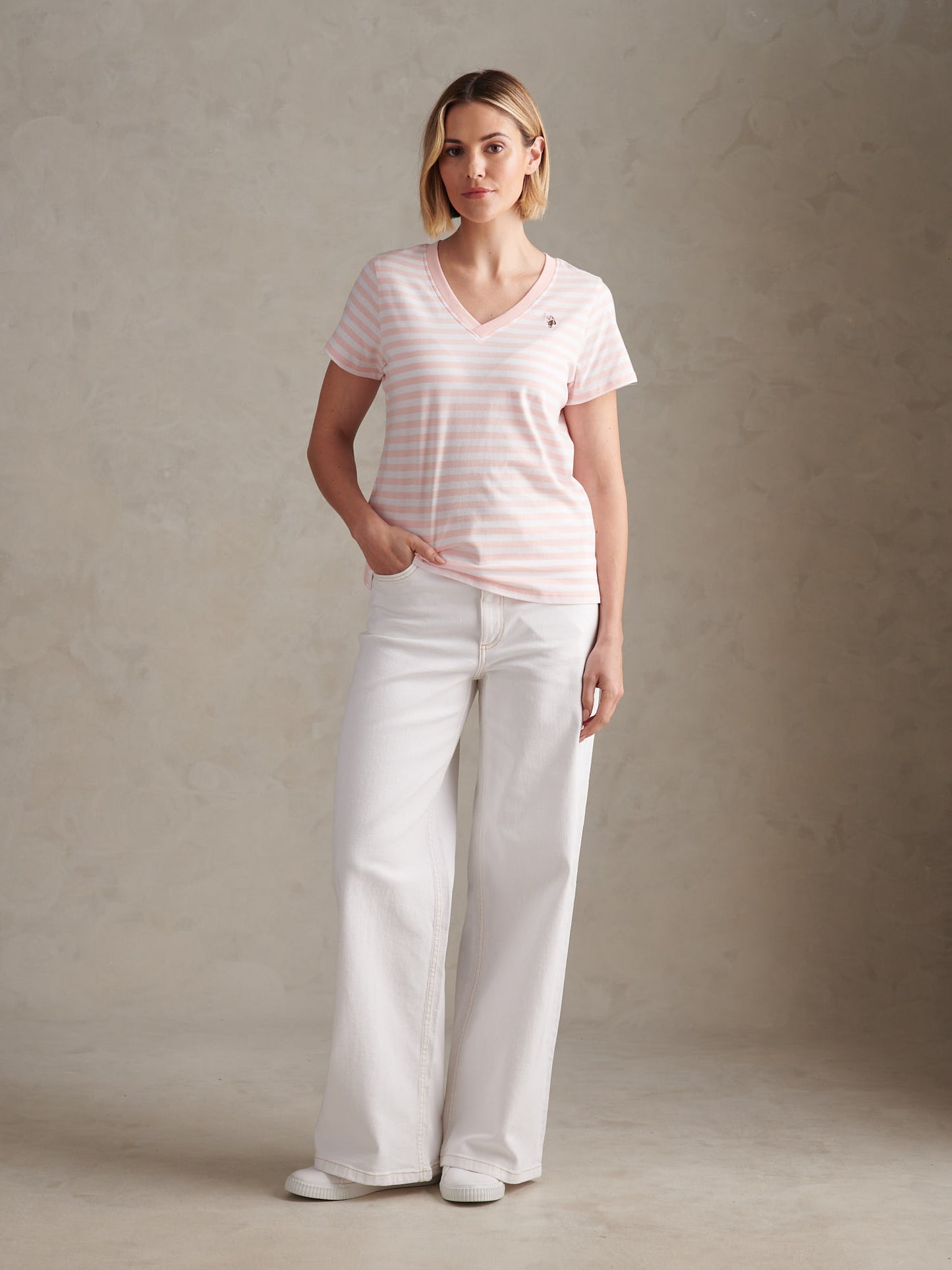 Womens Stripe V-Neck Neck T-Shirt in Crystal Rose