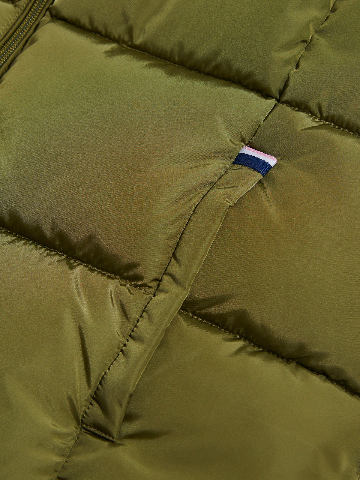 Womens Lightweight Puffer Gilet Olive Branch